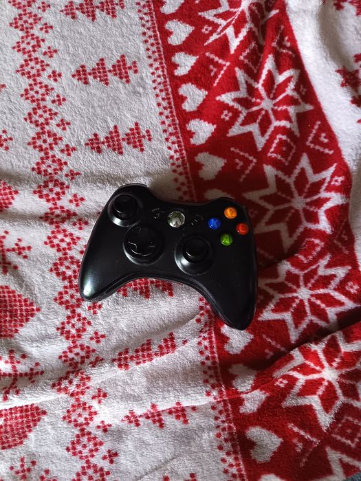 vand rapid xbox360e modat cu chip rgh pot pune orice joc pe el inainte de vanzare