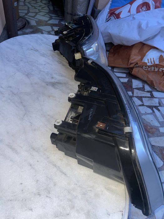 Far Stanga dreapta Volkswagen Transportet Caravelle Multivan 2003/2009