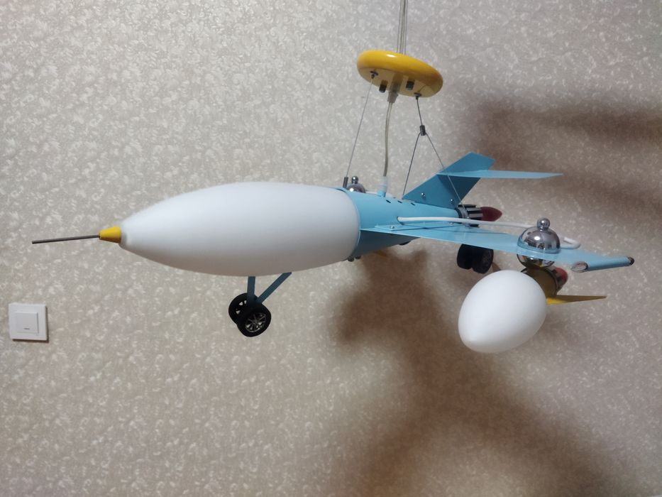 Люстра б/у в хорошем состоянии