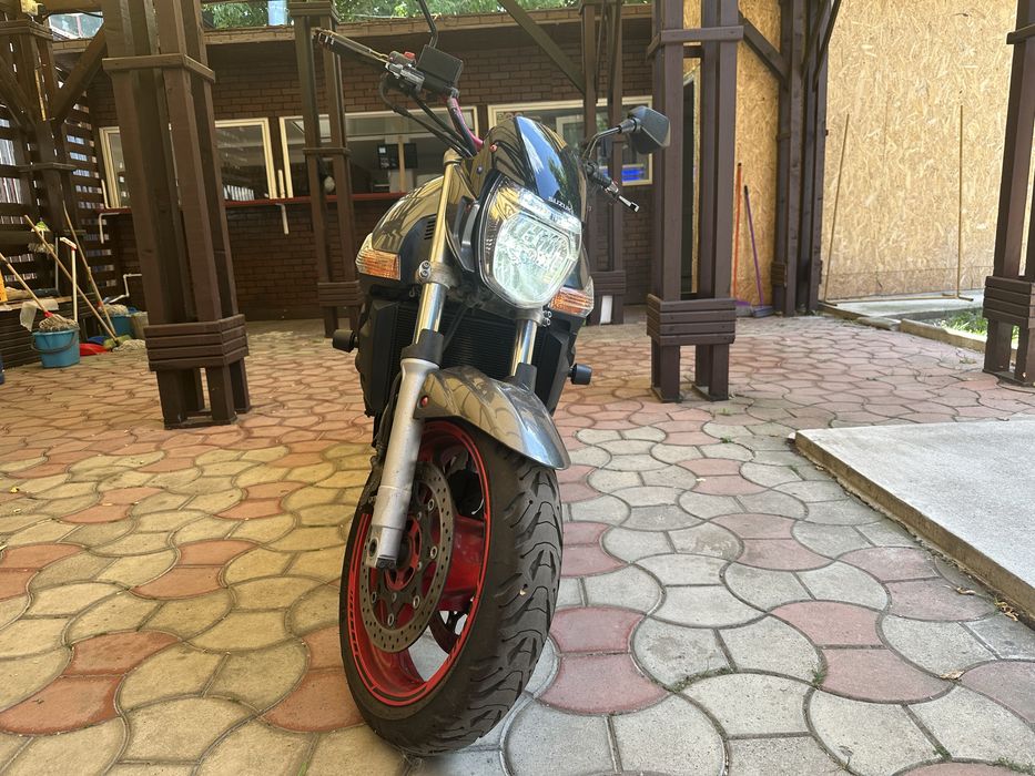 Suzuki GSR 600 Yoshimura