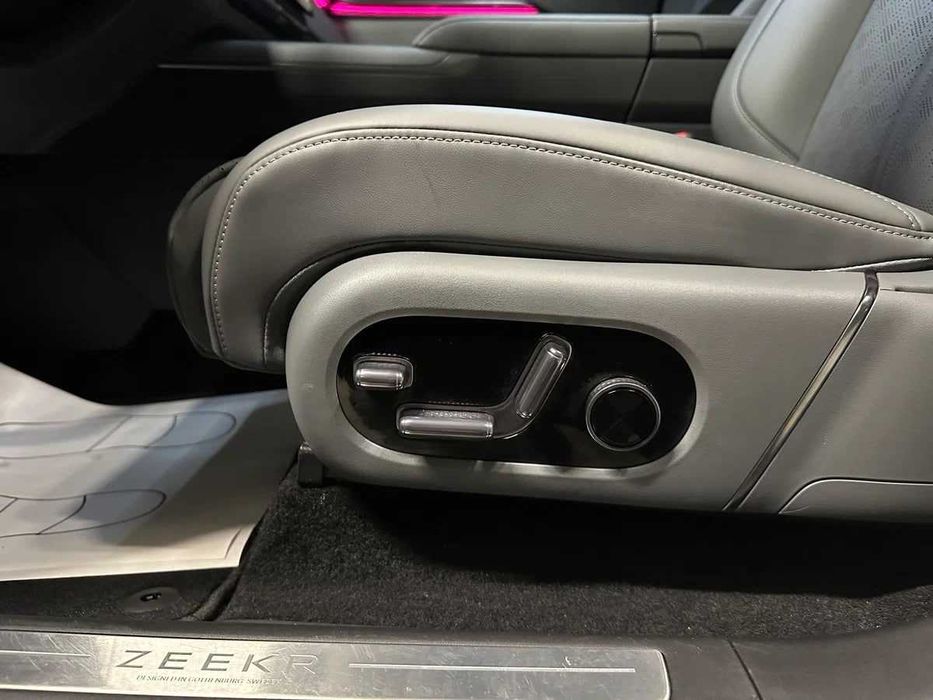 Zeekr 7X 705 naxt va xalol nasiya