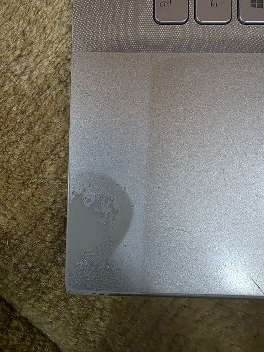 Laptop Asus  model X712DA 17,3"