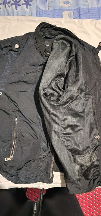 Geaca Boss Neagra masura S