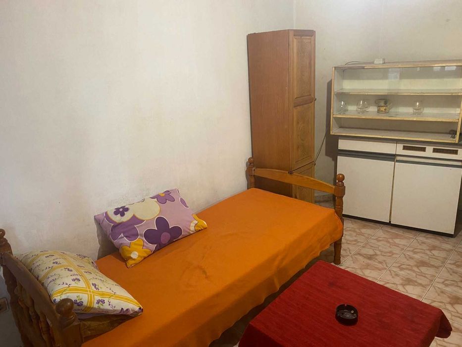 Дава се под наем  в Бургас, Център - 20 кв.м за 127.5 € - Снимка #1