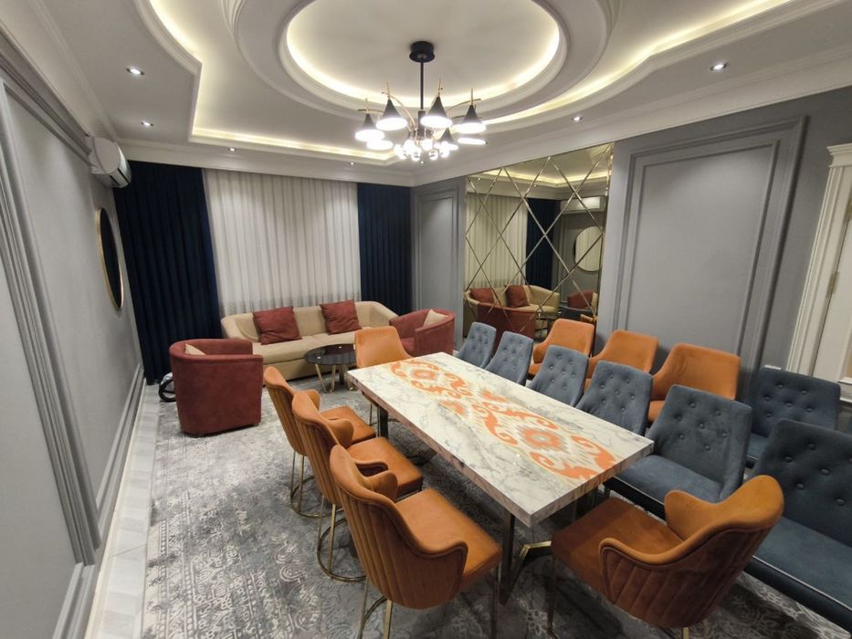 Продается 4 комн квартира в Ц квартале V650