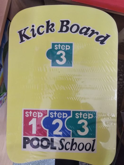 Доска для плавания.