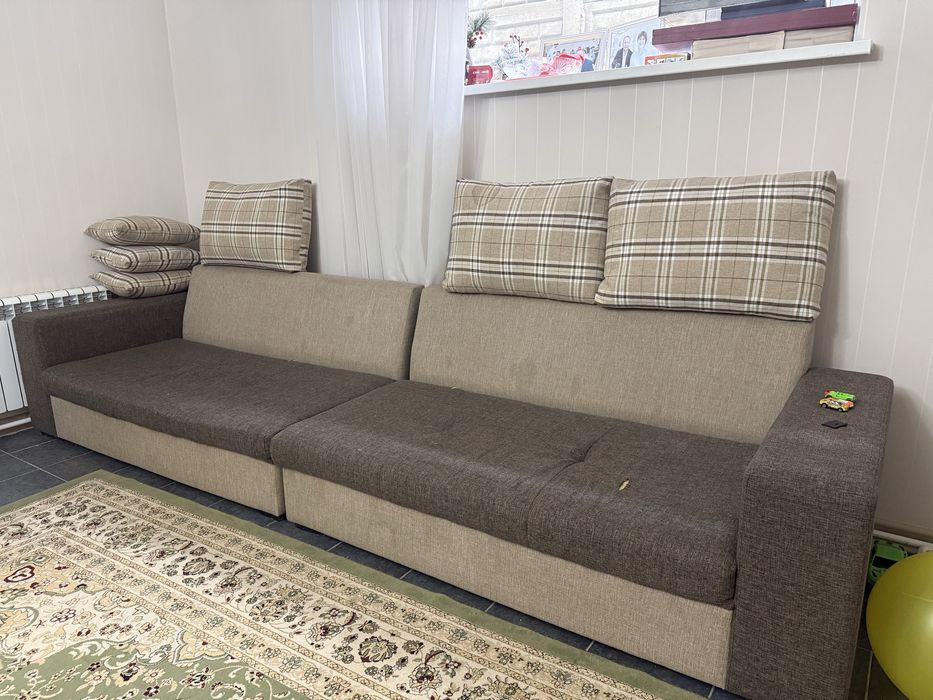 Продам диван 3.20