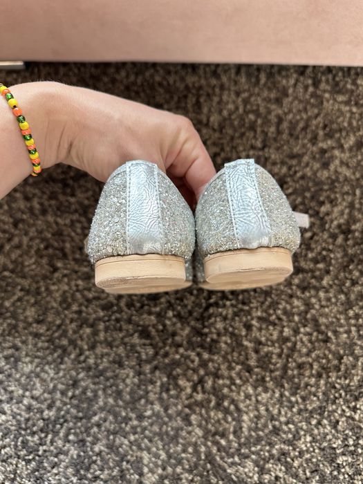 Туфли блестящие 34