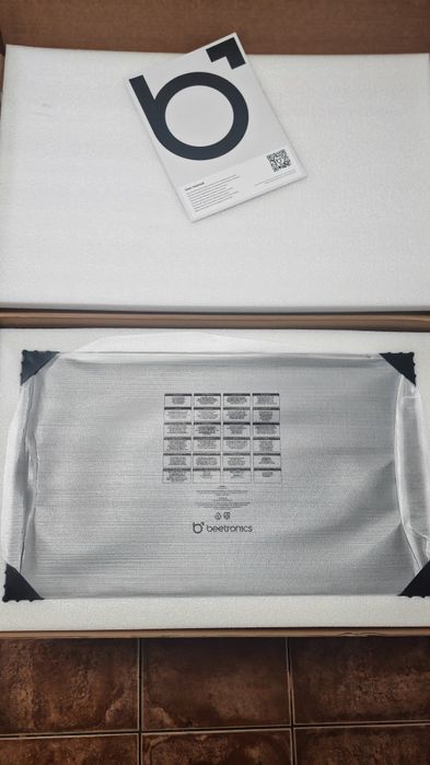 Monitor profesional/industrial Beetronics CC-TV 27 inci