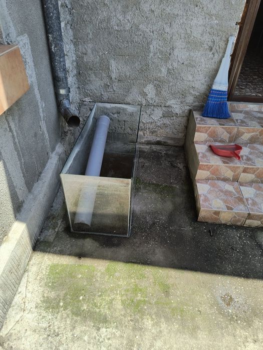 Vând acvariu din sticla