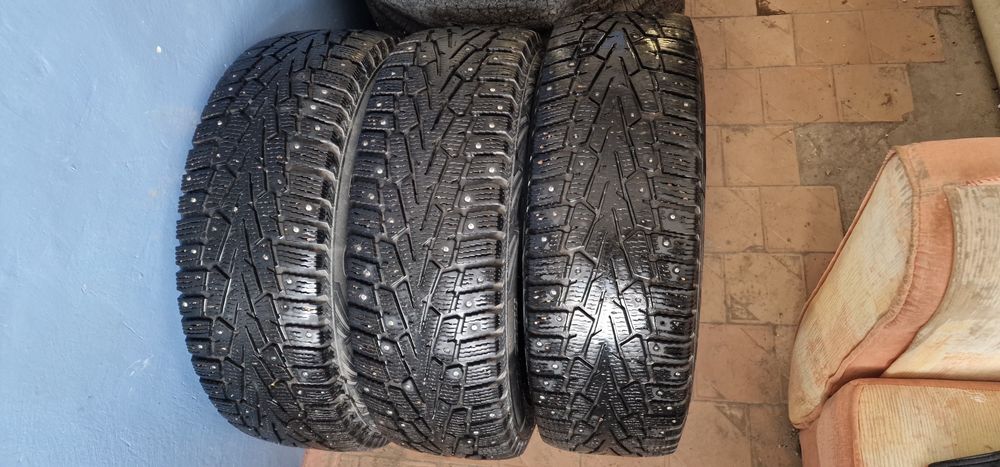 Авторезина 215/65/16