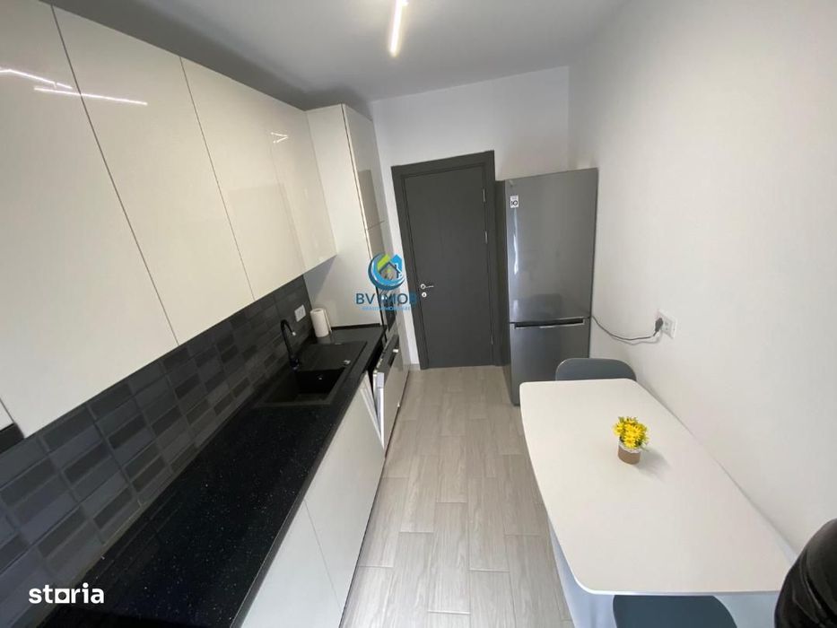 Inchiriem Apartament 2 Camere, Mobilat, Decomandat, Cristian