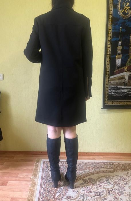 Пальто Zara чёрное, женское