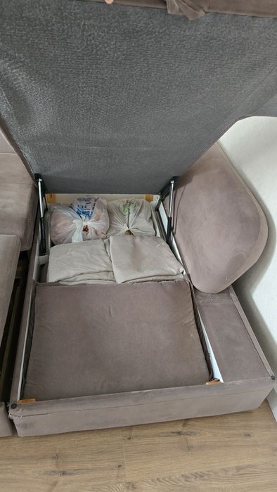 Продам диван 2,83 х 1.78 м