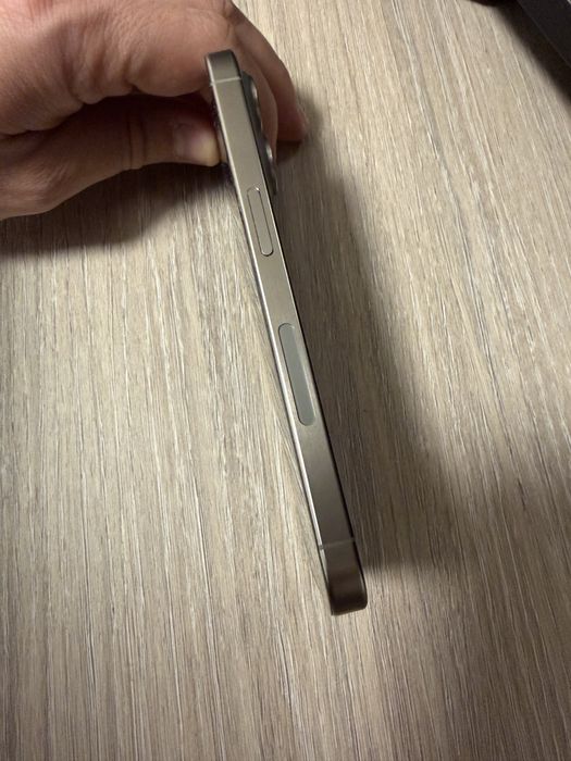 Iphone 15 Pro America - Natural Titanium