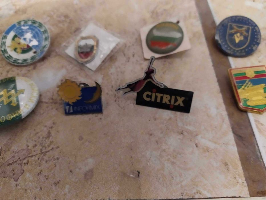 Значки ретро, български, руски и НАТО