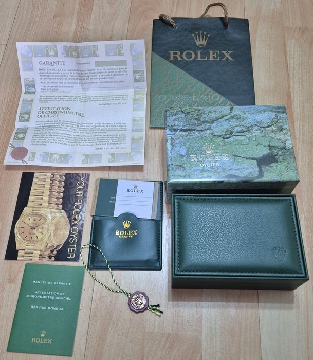 Cutie ceas Rolex cu toate acte + punga