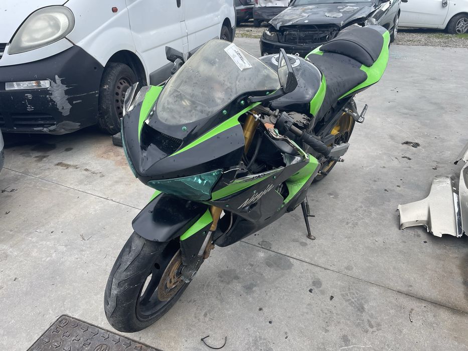 Kawasaki zx6r 636 на части