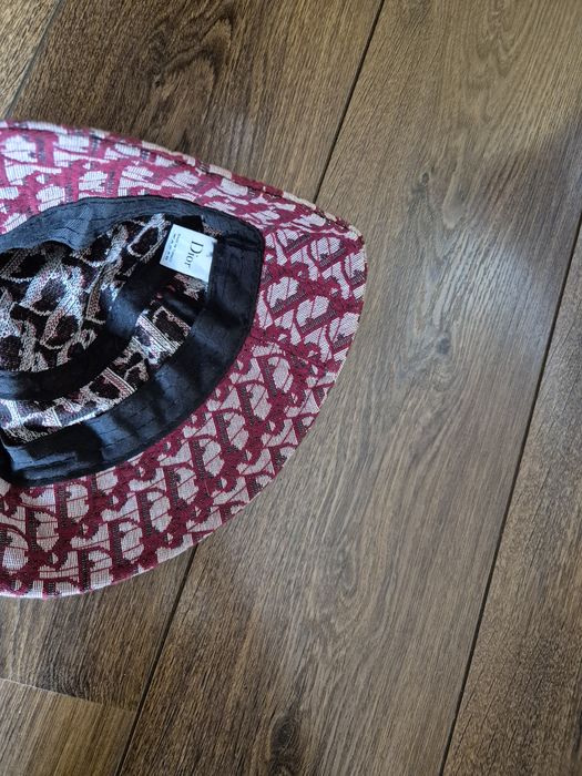 Dior шапка идиотка