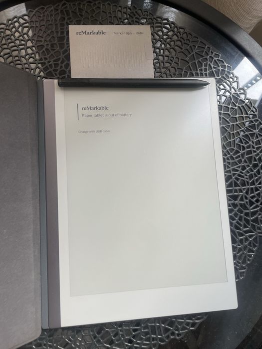 reMarkable 2 PREMIUM Комплект - Като НОВ (Marker Plus + Кожен Калъф +