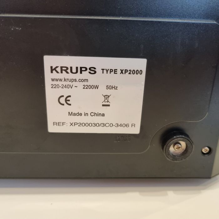 Продавам кафе машина KRUPS