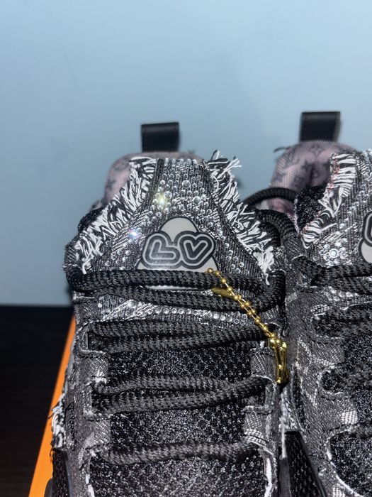 Louis Vuitton Skate Swarovski 41 ; 42