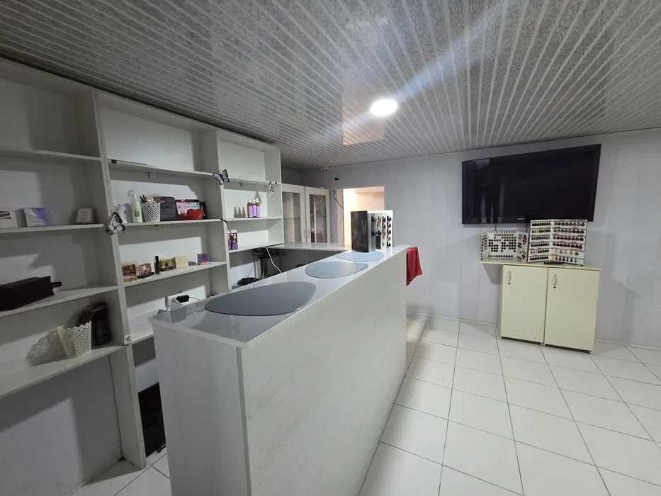 Коммерческое помещение, Юнусабад, 4 квартал. 200м2. 208,000уе