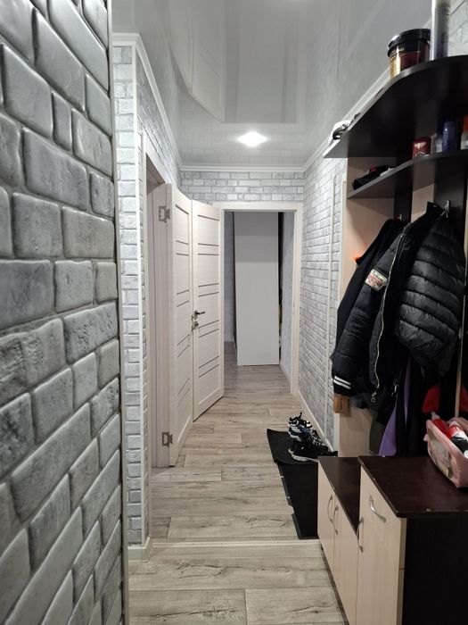 Продаю квартиру 7 микрорайон