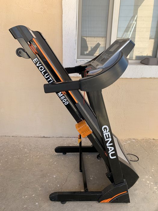 Беговая дорожка прадаю Genou