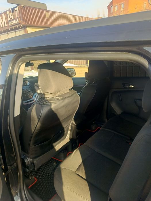 Срочно Chevrolet Orlando.