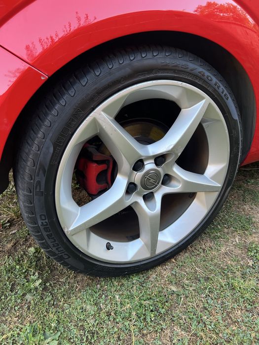Продавам Opel Astra GTC 1,7