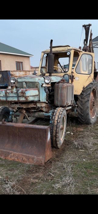 Трактор задный эксковаир