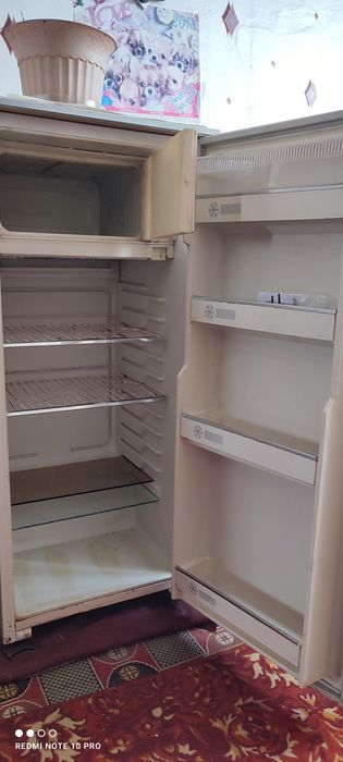 Продам холодильник