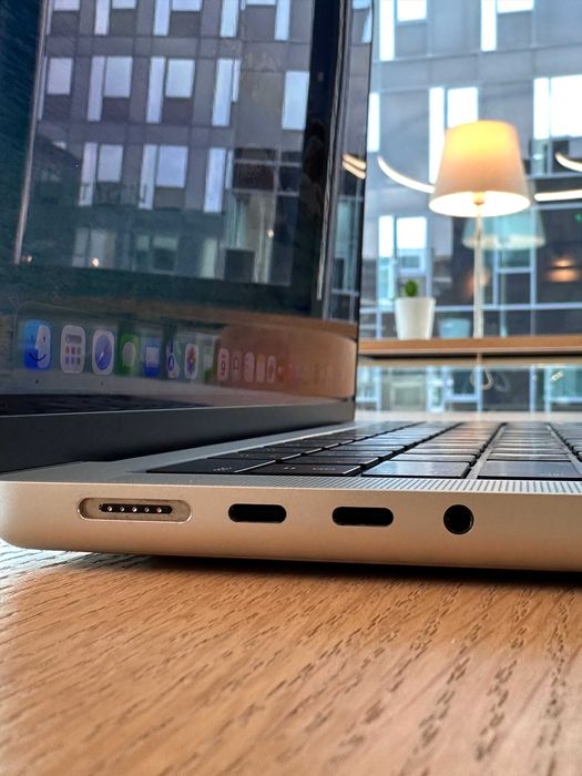 Apple MacBook Pro 14'' 2021 M1 PRO 16RAM 512GB SSD Silver A2442