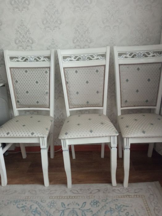 Стулья для гостиной