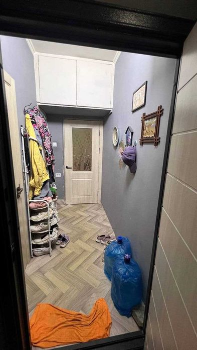 Продаю квартиру Яшнабадский р-он Авиасозлар-1, 2х комнат 50м2 Зеркалка