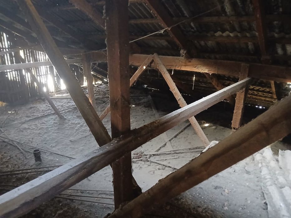 Продам здание на разбор