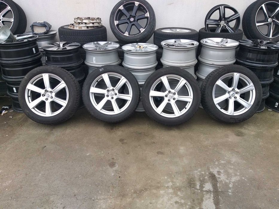 Set 4 anvelope Nokian WR Suv 4 235 55 R19 Dot 1819 ci305