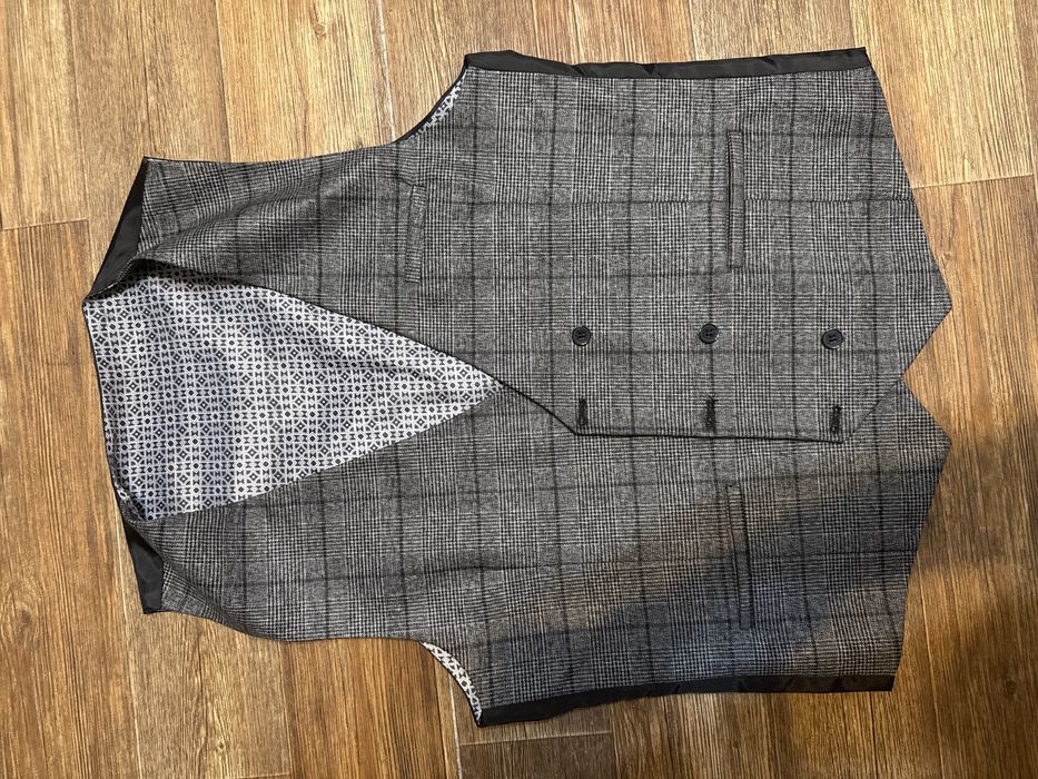 Продам мужской костюм