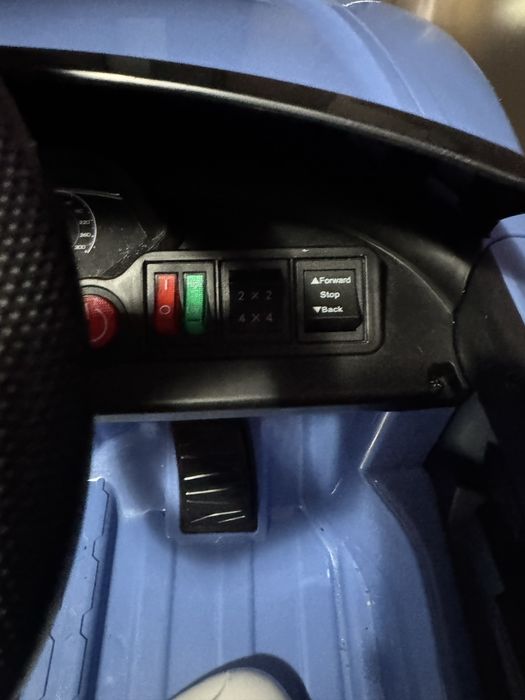 Masina electrica cu telecomanda