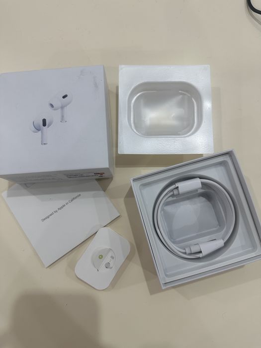 Продам Air Pods 2 Pro.