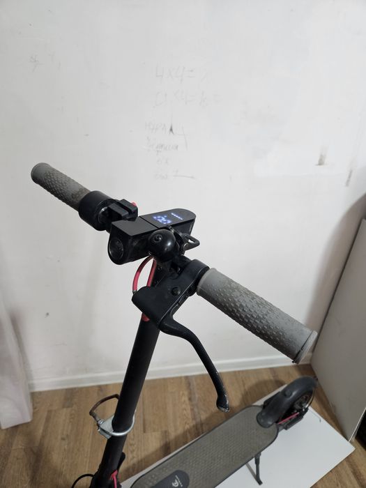 Продам электросамокат