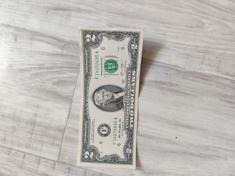 Продам редкую купюру в 2 доллара