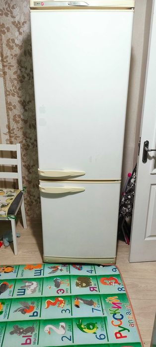 Продам холодильник