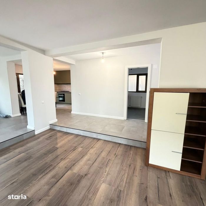 Vanzare Vila Individuala /Bragadiru str Mracineni/teren 500mp