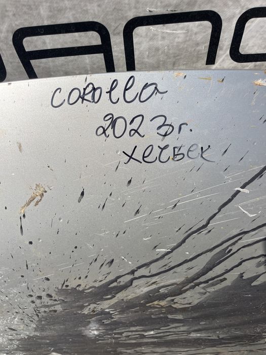 Капак Toyota Corolla 2023 хечбек