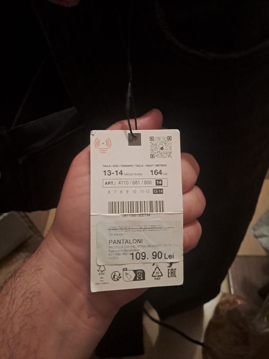 Blugi unisec 13 -14 ani zara