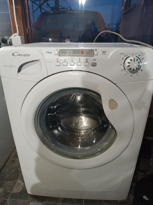 Пералня Канди употребявана в отлично състояние