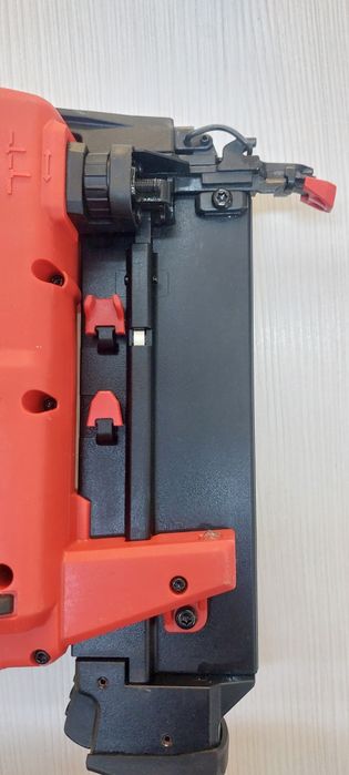 Milwaukee pistol cuie M18 FN18GS