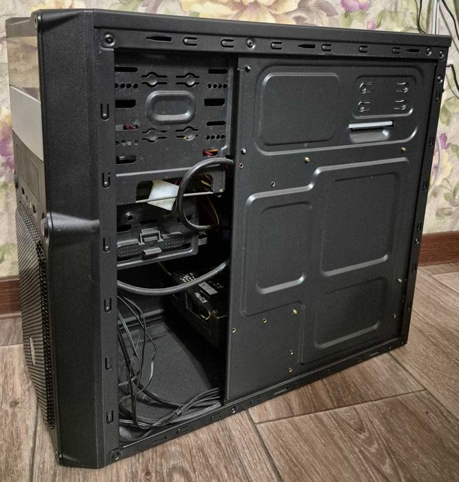 Продам ПК i3 7100 , компьютер , системный блок .